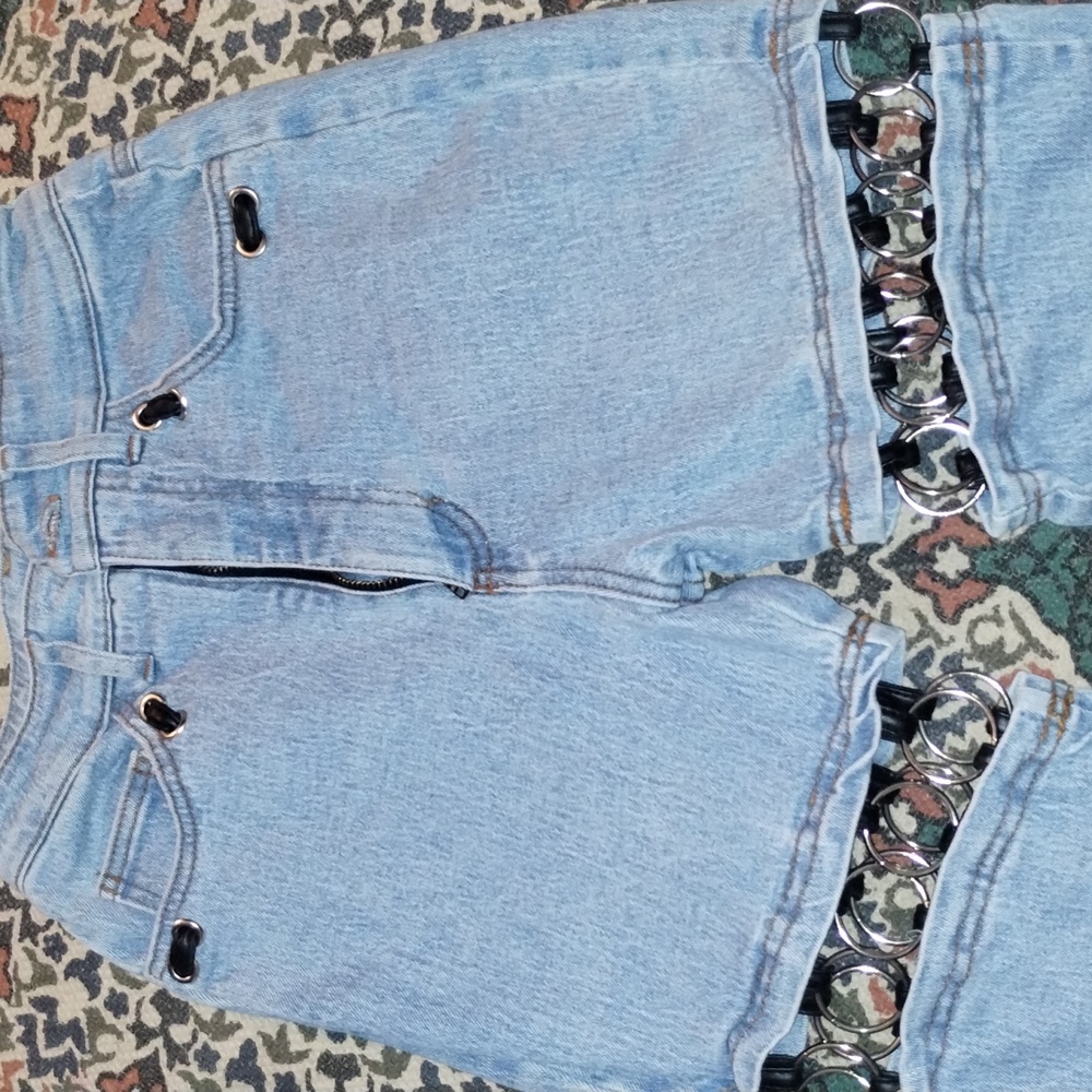 Exotic Stylish split jeans - Picture 3 of 6